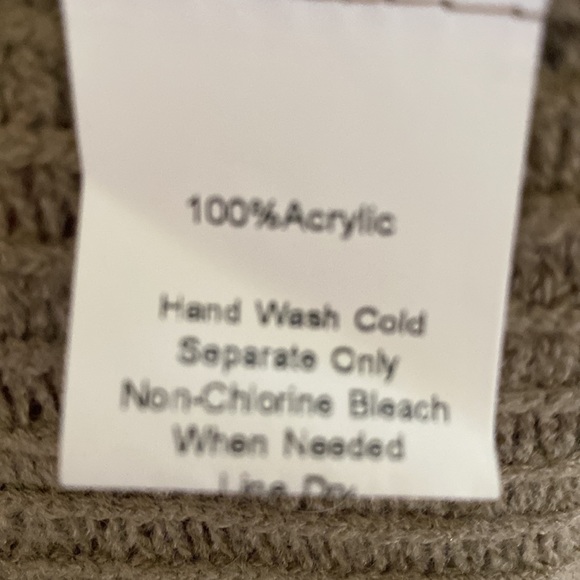 🦊 CYN poncho - Picture 5 of 5